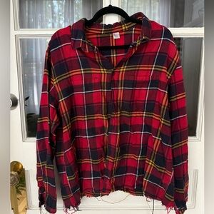 Oversized Cropped Plaid Button-Up Shirt with Frayed Hem